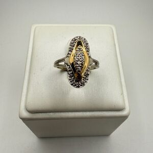 Vintage two toned, art deco 14k gold ring with natural diamonds!